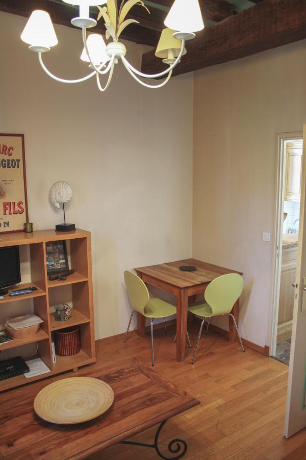 Les Appartements De Chablis Eksteriør bilde