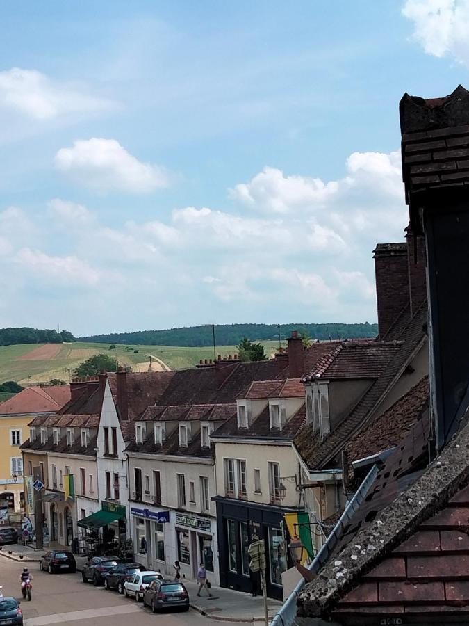 Les Appartements De Chablis Eksteriør bilde
