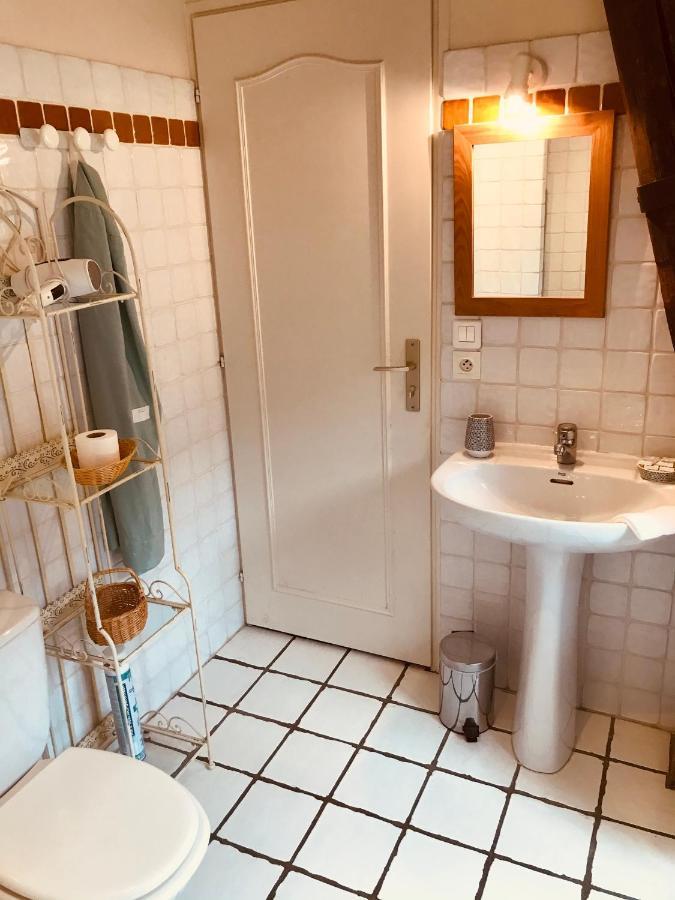 Les Appartements De Chablis Eksteriør bilde